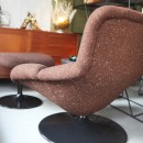 Vintage lounge chair F518 with ottoman 